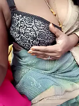 Snapshot of Tamil_Rathi chatting on January 18, 2025, 3:16 pm Tamil Rathi online show from January 18, 2025, 3:16 pm