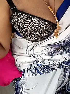 Snapshot of Tamil_Rathi chatting on February 19, 2025, 2:01 am Tamil Rathi online show from February 19, 2025, 2:01 am