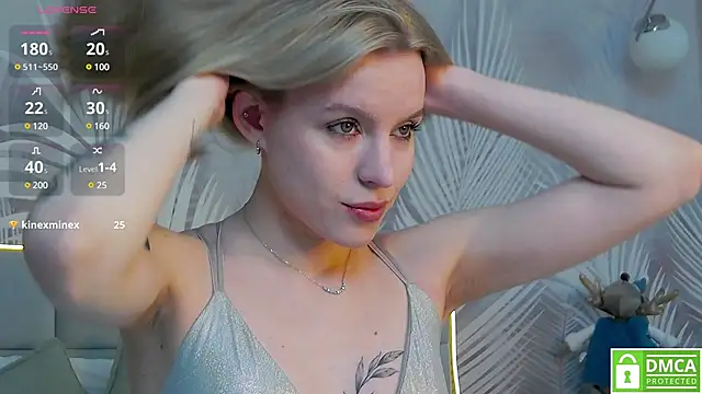 AmaliaBell online show from December 25, 2024, 1:09 pm