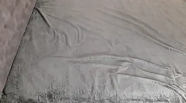 lili 70 online show from December 5, 2024, 7:05 am