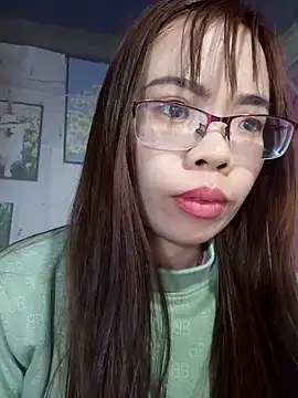   Mai-love19   online show from February 11, 2025, 6:19 am