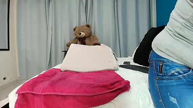 Snapshot of natalia23 chatting on October 22, 2025, 9:58 pm natalia23 online show from October 22, 2025, 9:58 pm