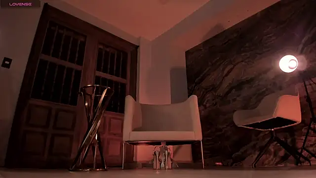 AmyArmstrong online show from February 1, 2025, 3:08 am