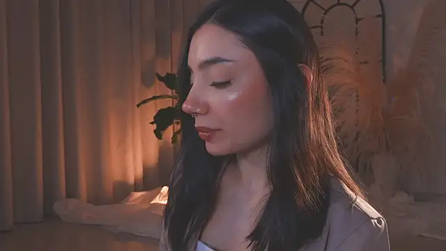 AmyArmstrong online show from October 6, 2025, 12:41 am