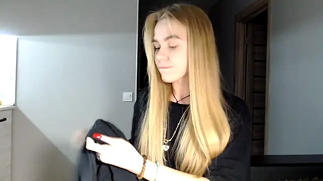 Sunbeam  online show from December 5, 2024, 11:07 pm