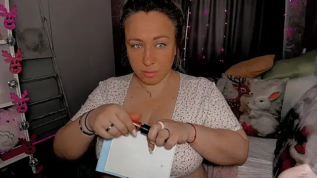 CumOnMy Tits online show from December 14, 2025, 3:34 am