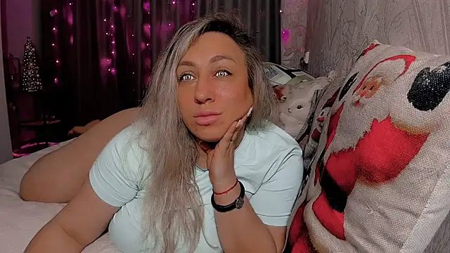 CumOnMy Tits online show from December 19, 2025, 12:56 pm