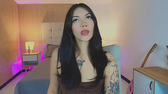 Snapshot of Baby_Venuss chatting on June 25, 2026, 3:28 am Baby Venuss online show from June 25, 2026, 3:28 am