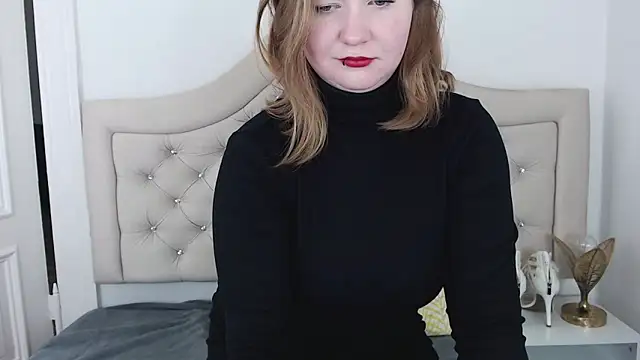 Snapshot of LaraDream chatting on December 21, 2024, 3:47 am LaraDream online show from December 21, 2024, 3:47 am