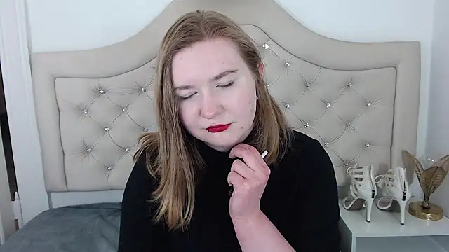 Snapshot of LaraDream chatting on January 21, 2025, 1:18 am LaraDream online show from January 21, 2025, 1:18 am