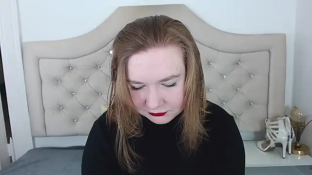 Snapshot of LaraDream chatting on January 21, 2025, 9:04 pm LaraDream online show from January 21, 2025, 9:04 pm