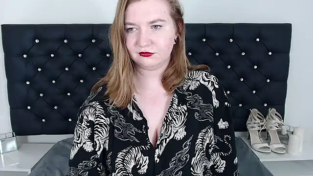 Snapshot of LaraDream chatting on February 28, 2025, 4:54 am LaraDream online show from February 28, 2025, 4:54 am