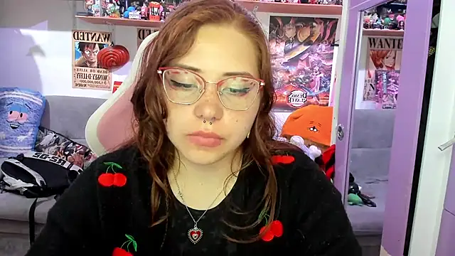 Snapshot of soficammy chatting on May 5, 2026, 7:44 pm soficammy online show from May 5, 2026, 7:44 pm