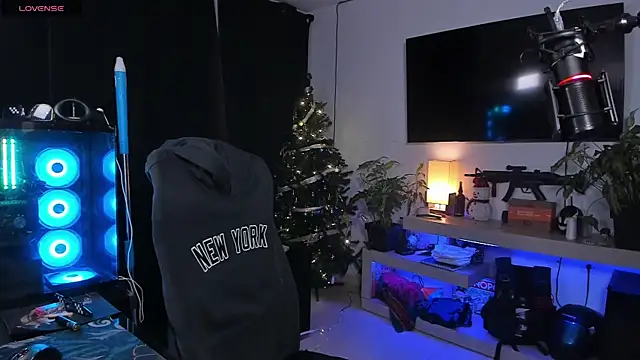 Snapshot of bigryann23 chatting on December 24, 2024, 4:00 am bigryann23 online show from December 24, 2024, 4:00 am