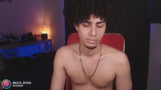 Snapshot of bigryann23 chatting on October 5, 2025, 1:48 am bigryann23 online show from October 5, 2025, 1:48 am